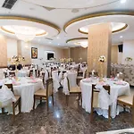 Midmar Deluxe Hotel