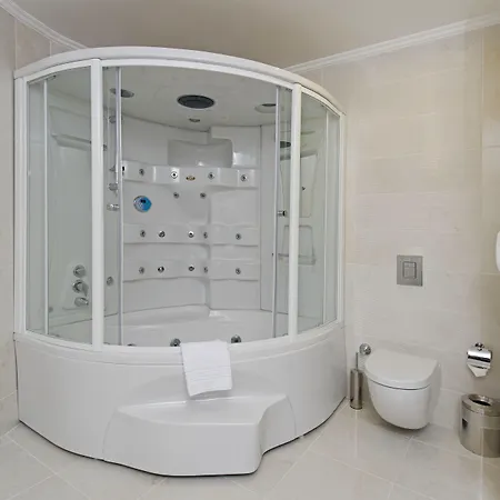 Midmar Deluxe 4*