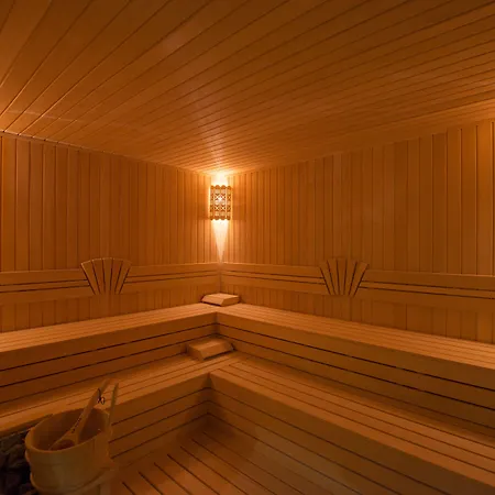 Отель Midmar Deluxe 4*