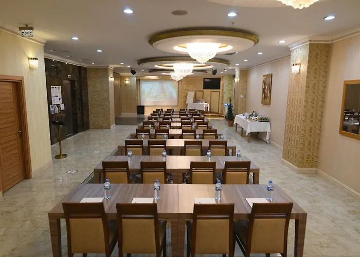 Hotel Midmar Deluxe 4*