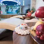Midmar Deluxe מלון 4*
